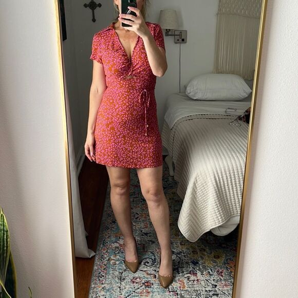 Free People Marsaille Minidress Womens Small Pink Cut Out Wrap‎ Floral - Picture 1 of 7